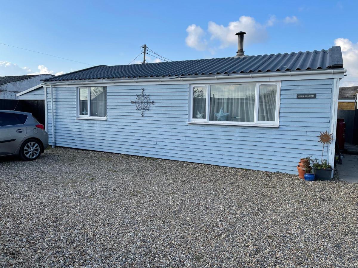 Dog Friendly Cottage 2 Mins To Beach With Hot Tub And Zappi Ev Lessingham Exterior photo