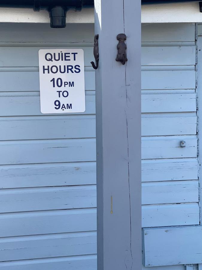 Dog Friendly Cottage 2 Mins To Beach With Hot Tub And Zappi Ev Lessingham Exterior photo