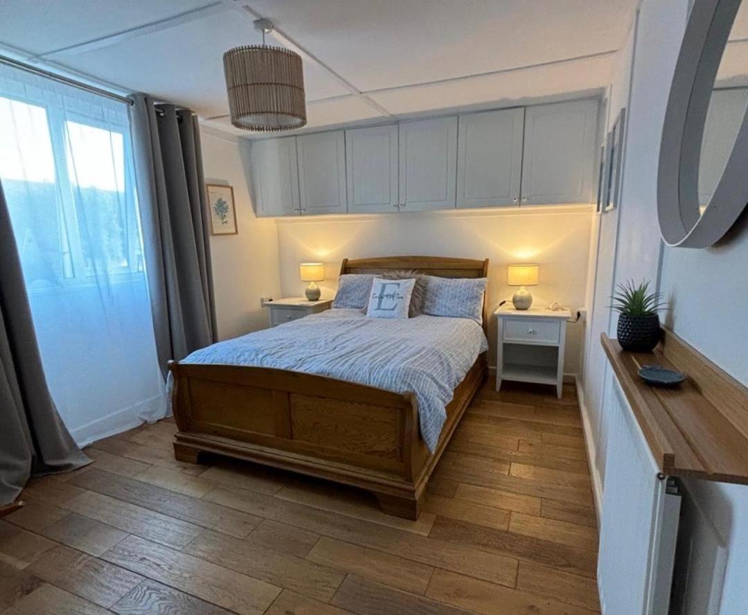 Dog Friendly Cottage 2 Mins To Beach With Hot Tub And Zappi Ev Lessingham Exterior photo
